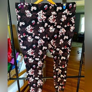 Skull and Flower pixie pants, skinny fit 3x, torrid